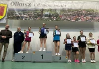 Sukces zawodniczki z Limanowej podczas rywalizacji na szczeblu wojewódzkim, zwycięstwo Lei Ewert. Trzecie miejsce Mileny Mężyk. - zdjęcie główne