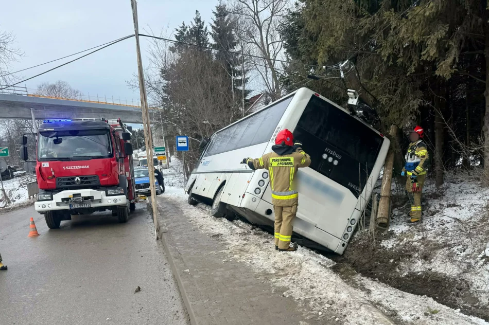 Autobus w rowie - zdjęcie 5