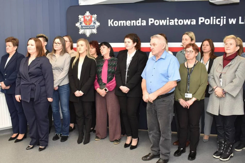 Podziękowania dla cywilnych pracowników limanowskiej policji - zdjęcie 3