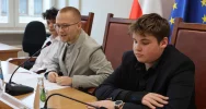 Odbyła się IV sesja Młodzieżowej Rady Miasta Limanowa - zdjęcie 2
