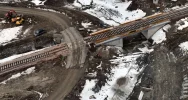 Kolej na Limanowszczyznę. Montaż torów na obiektach inżynieryjnych - zdjęcie 4