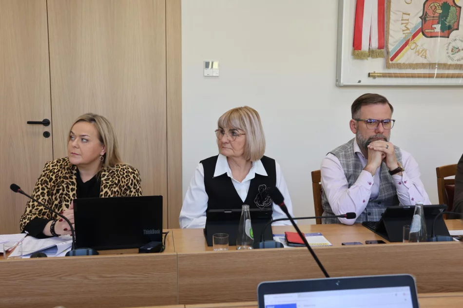 XXVI Sesja Rady Miasta Limanowa. Decyzje finansowe, opieka nad najmłodszymi i trudna sytuacja wokół LDK - zdjęcie 8