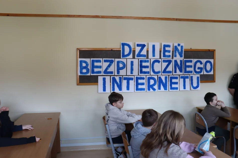 Lekcja z paragrafem w tle  - zdjęcie 3