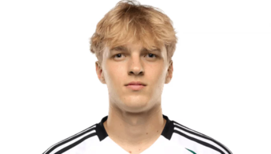 Wojciech Urbański w podstawowym składzie. Legia wygrywa. - zdjęcie 1