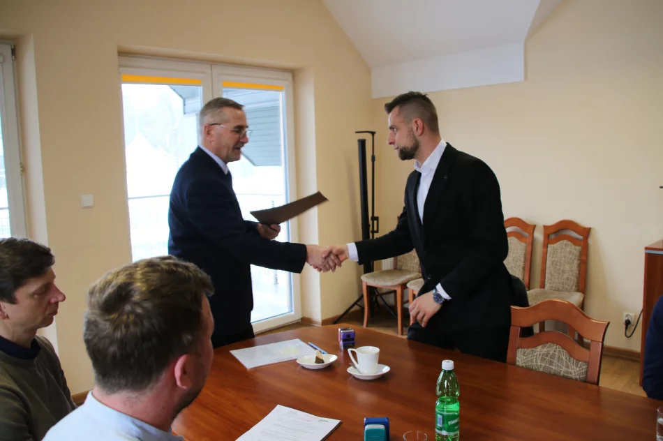Gmina dzieli 300 tys. zł między kluby - zdjęcie 5