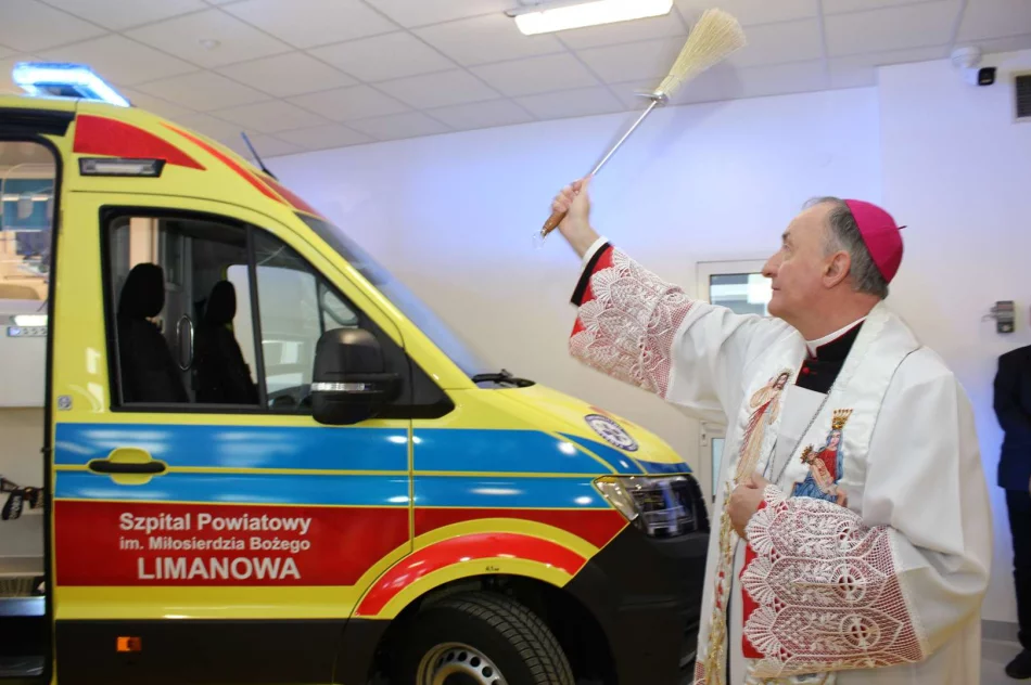 Nowoczesny SOR i wsparcie dla ratownictwa! Burmistrz Miasta Limanowa na uroczystości w Szpitalu Powiatowym w Limanowej - zdjęcie 5