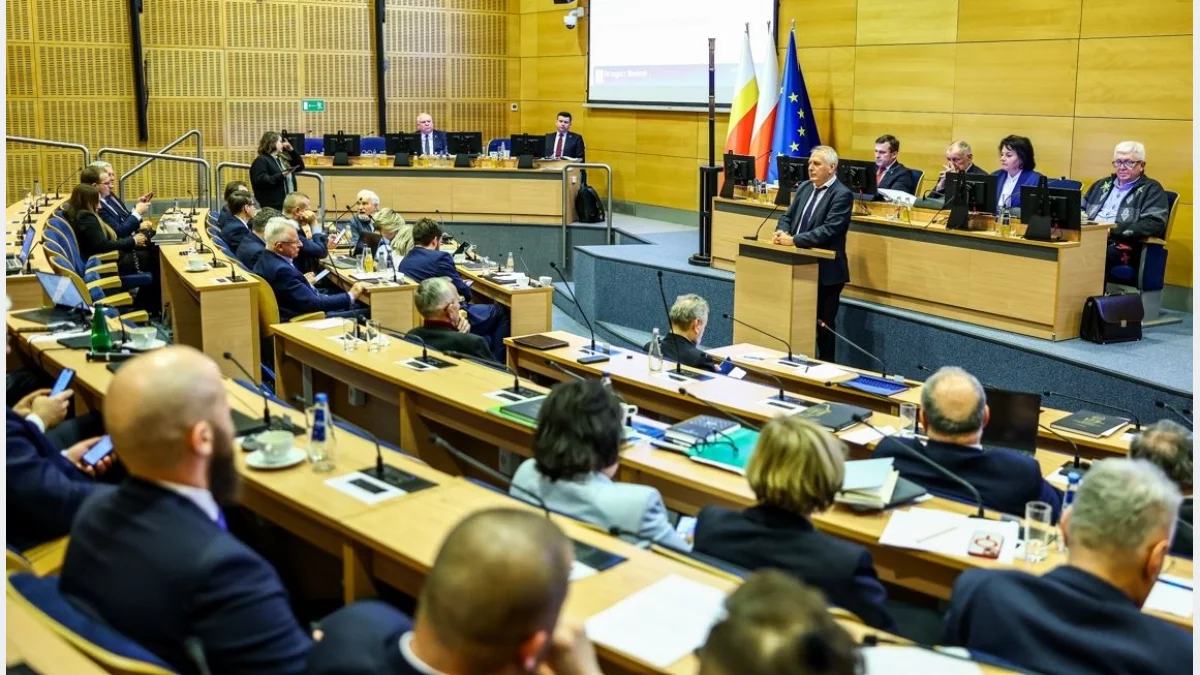 Sala obrad Sejmiku Województwa Małopolskiego podczas sesji