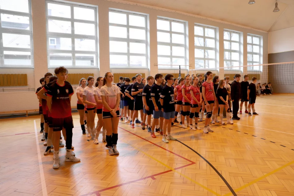 Mordarka i Pisarzowa Mistrzami Gminy Limanowa w Siatkówce Młodzieży - zdjęcie 2