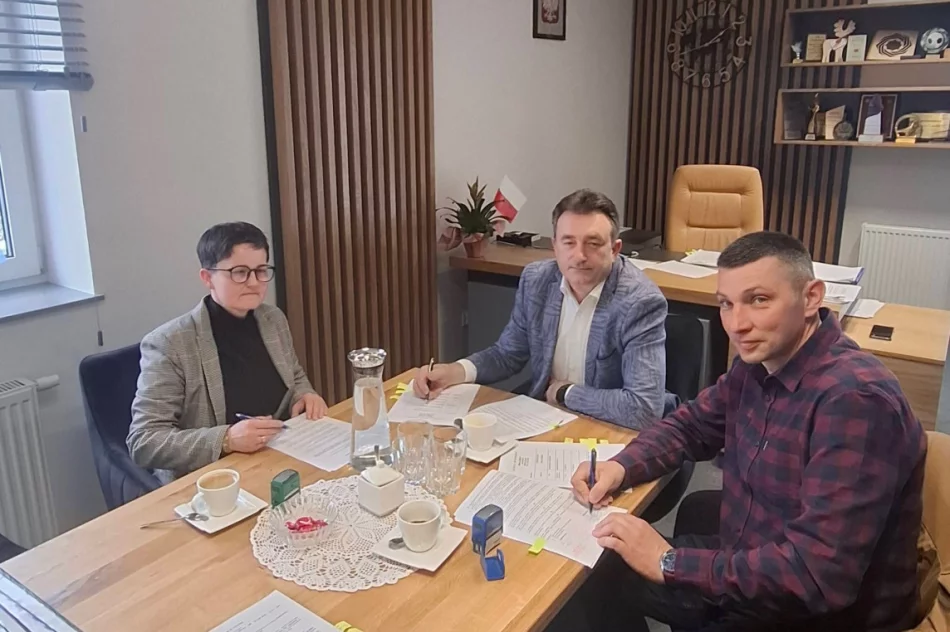 Kanalizacja - podpisano umowy na budowę sieci - zdjęcie 2