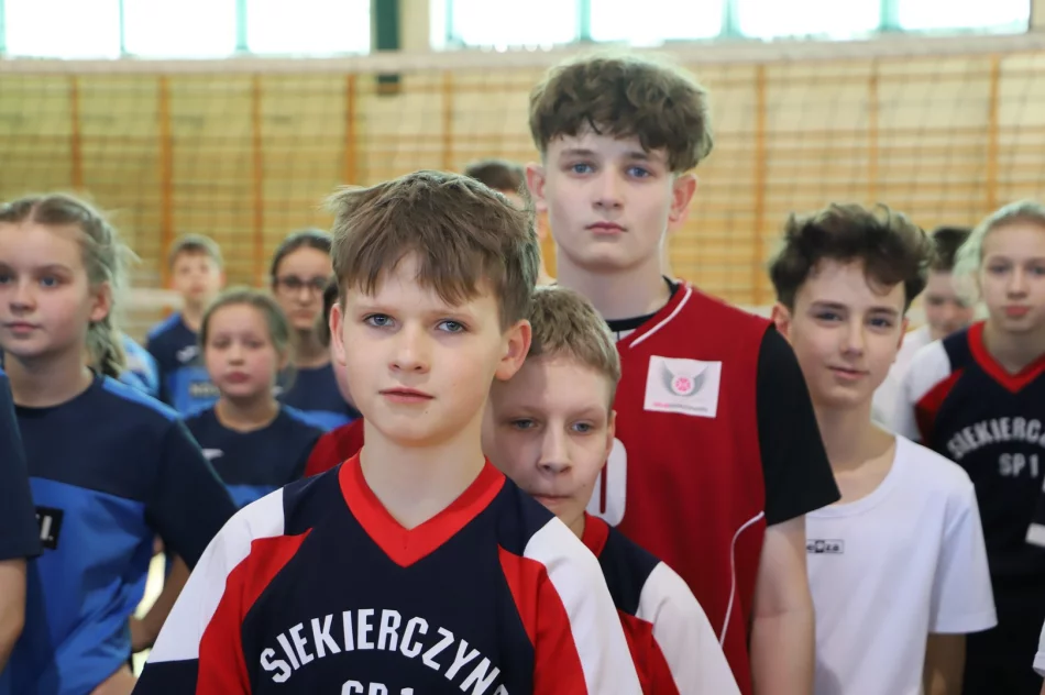 Pisarzowa i Mordarka Mistrzami Gminy Limanowa w Siatkówce Dzieci - zdjęcie 6