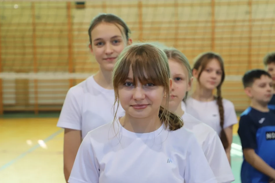 Pisarzowa i Mordarka Mistrzami Gminy Limanowa w Siatkówce Dzieci - zdjęcie 9