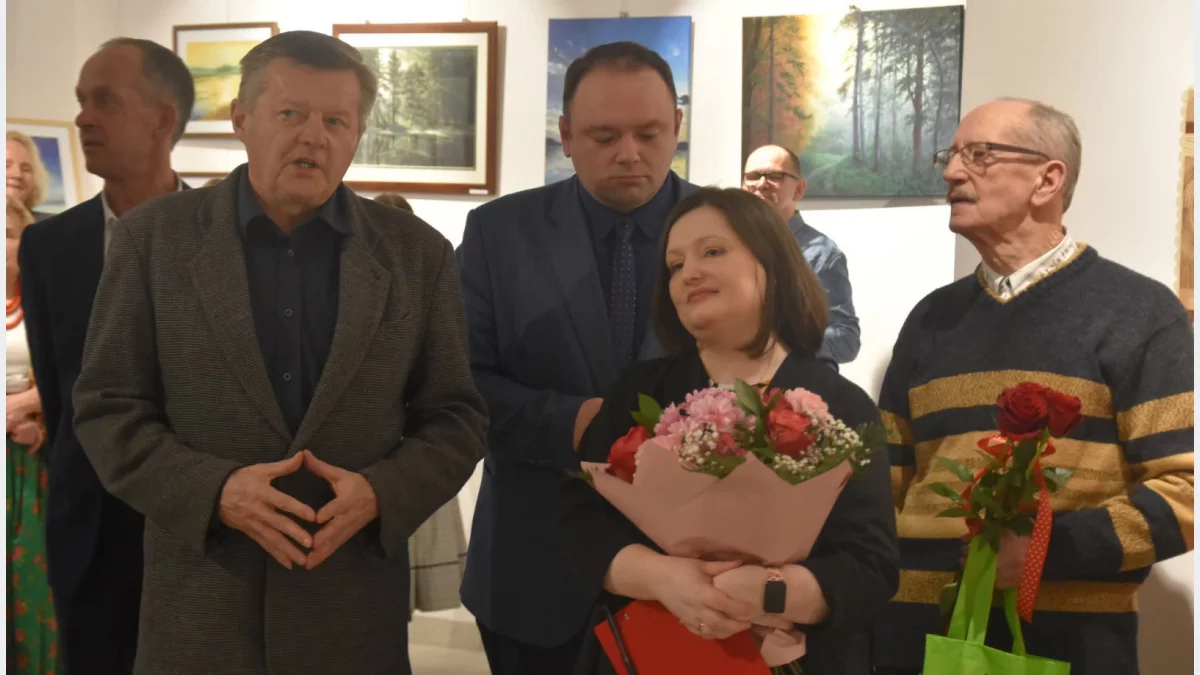 ​Bogactwo tradycji i talentu. Relacja z wernisażu artystów Gminy Kamienica