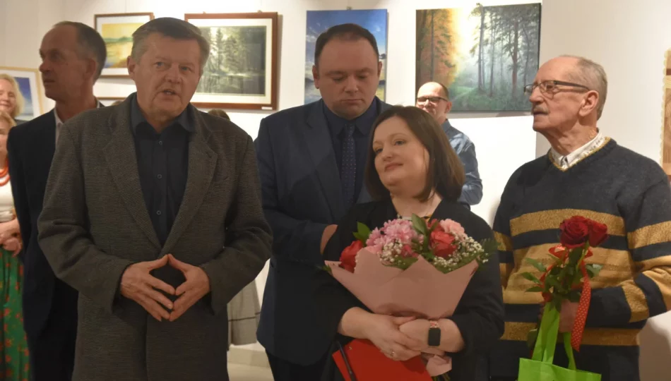 ​Bogactwo tradycji i talentu. Relacja z wernisażu artystów Gminy Kamienica - zdjęcie 1
