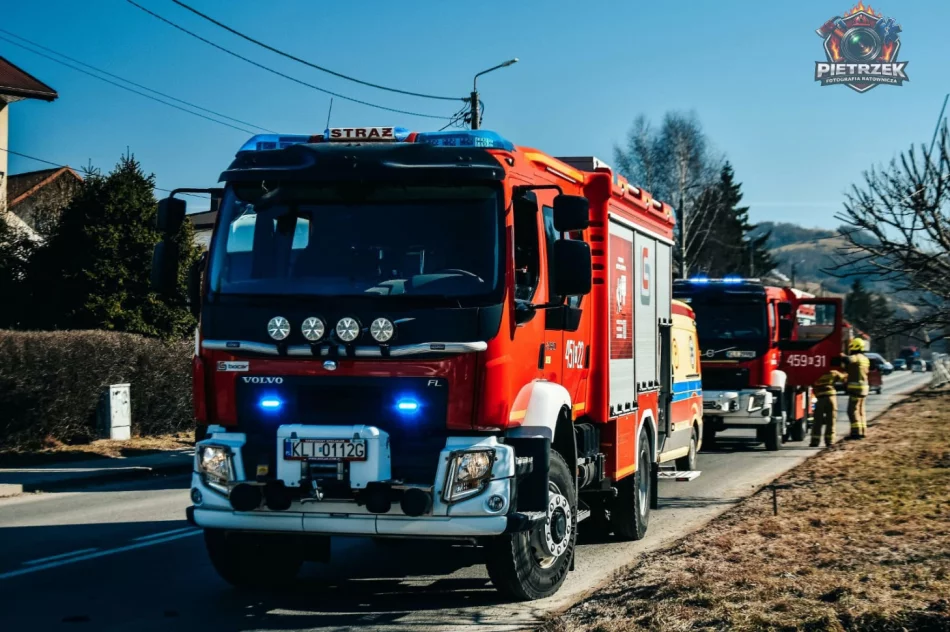 Kolizja dwóch aut na DK 28 - zdjęcie 16