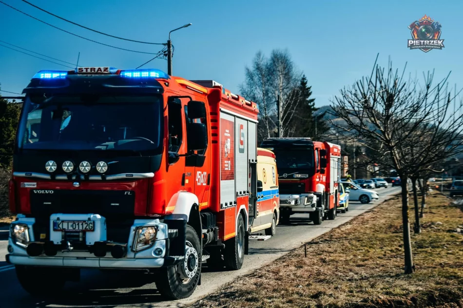 Kolizja dwóch aut na DK 28 - zdjęcie 17