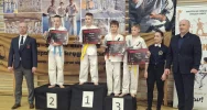 Limanowscy karatecy z medalowym dorobkiem w wojewódzkiej rywalizacji - zdjęcie 3