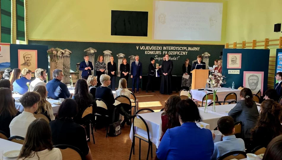 V edycja Wojewódzkiego Konkursu Filozoficznego „Sapere Aude!” w I LO w Limanowej - zdjęcie 1