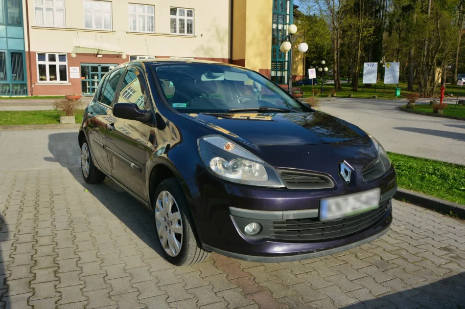 Sprzedam RENAULT CLIO 1.5 dCi 85 KM 2007 Bezwypadkowy - zdjęcie 6