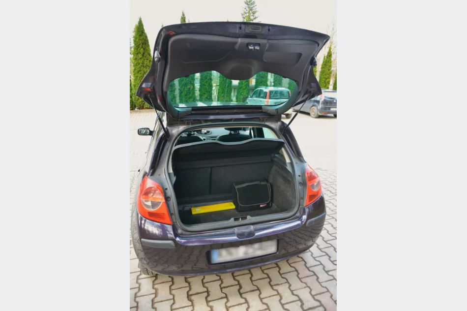 Sprzedam RENAULT CLIO 1.5 dCi 85 KM 2007 Bezwypadkowy - zdjęcie 7