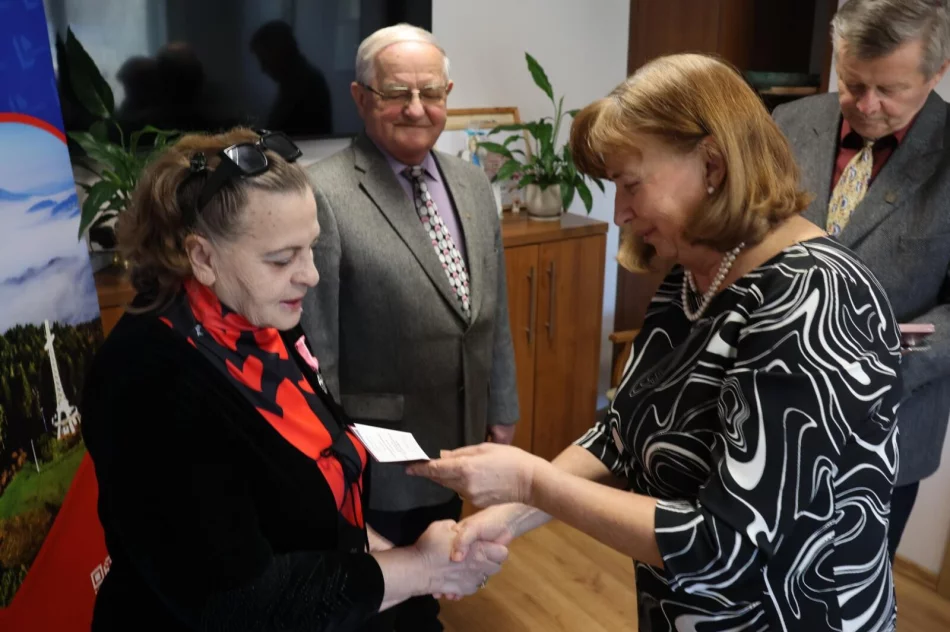 50 lat wspólnej drogi - medale wręczone w urzędzie - zdjęcie 13