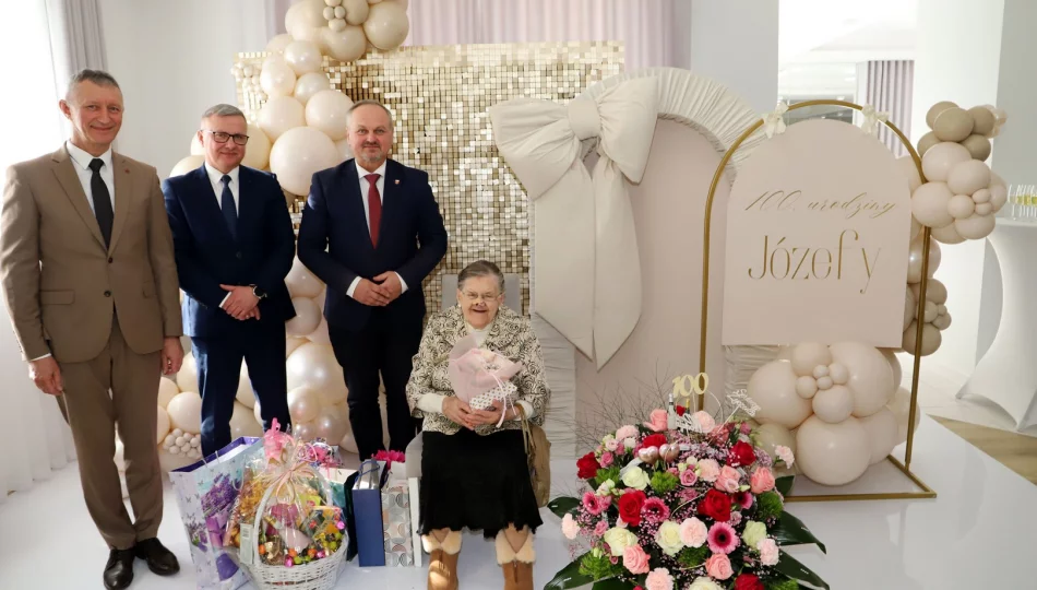 100 lecie pani Józefy Kuźmy z Męciny - zdjęcie 1