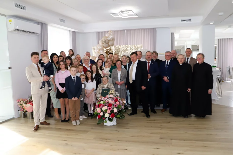 100 lecie pani Józefy Kuźmy z Męciny - zdjęcie 6