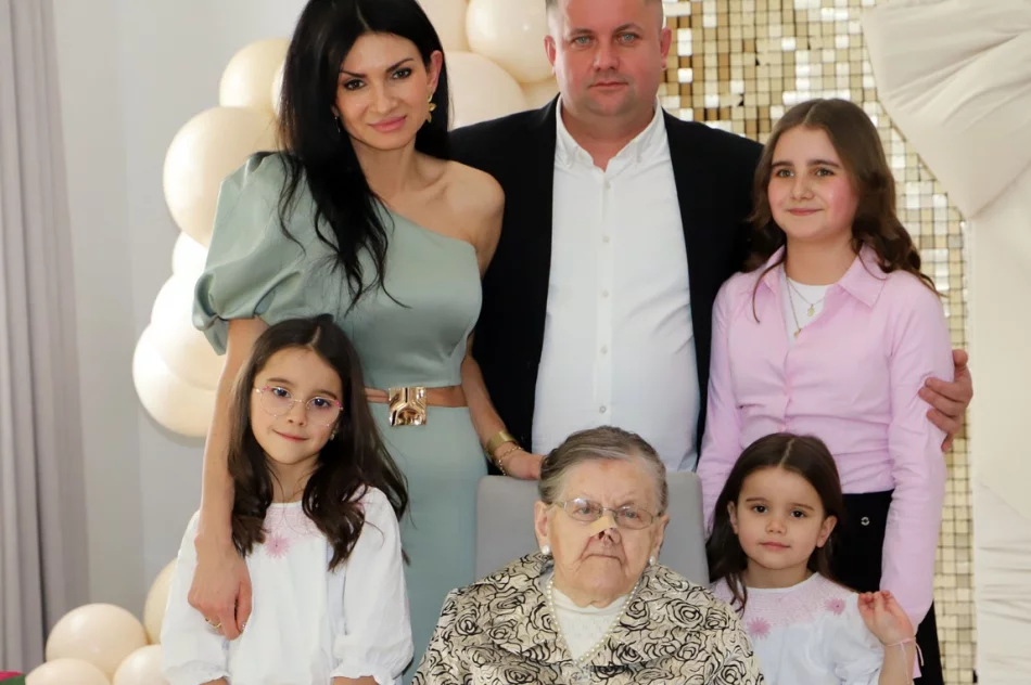 100 lecie pani Józefy Kuźmy z Męciny - zdjęcie 8