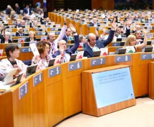 Komitet Regionów postuluje uproszczenie unijnych przepisów dot. zamówień publicznych - zdjęcie główne