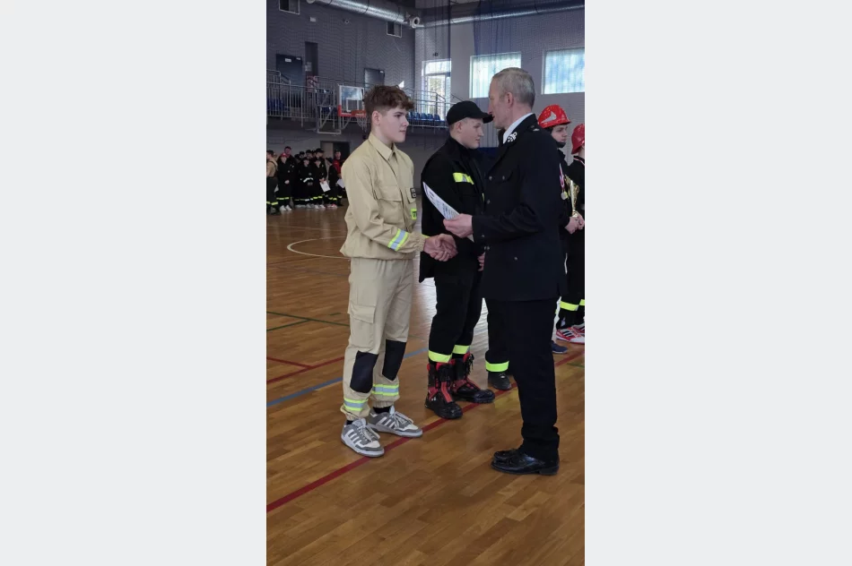Młodzieżowa Drużyna Pożarnicza z Limanowej na II Halowych Zawodach Sportowo-Pożarniczych Powiatu Limanowskiego - zdjęcie 7