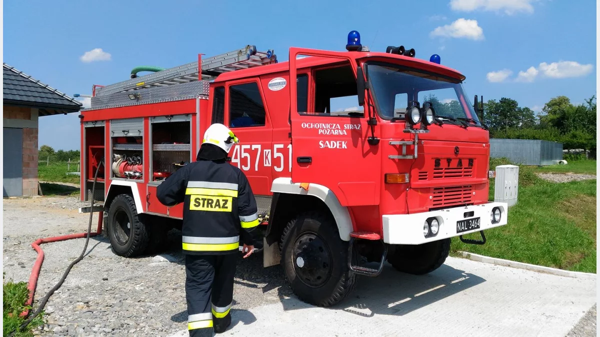 Samochód ratowniczo-gaśniczy jednostki OSP Sadek