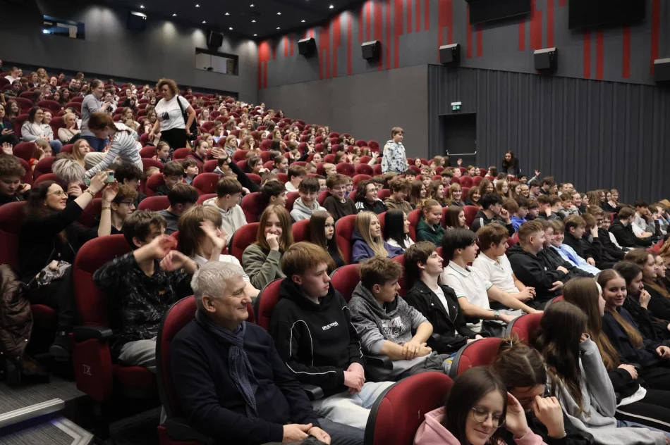 Trwa „Limanowski Tydzień Mózgu” – inspirujące spotkania o pracy umysłu w Miejskiej Bibliotece Publicznej w Limanowej - zdjęcie 11