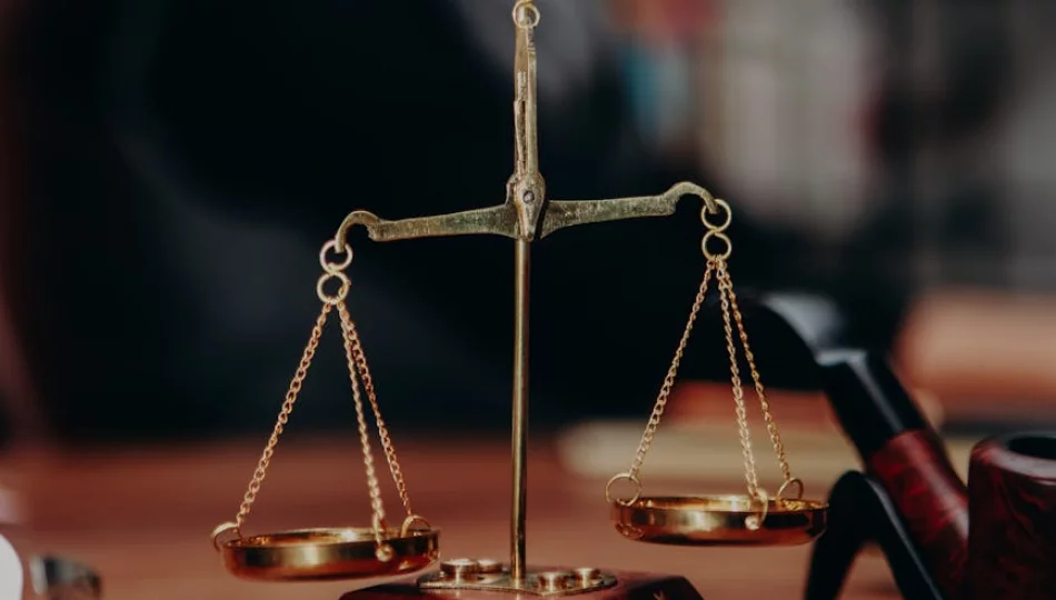 Skup długów a windykacja należności – kiedy sprzedaż wierzytelności jest najlepszym rozwiązaniem, a kiedy wybrać windykację. - zdjęcie 1