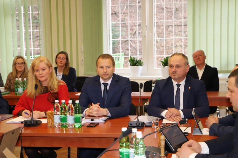 Informacja o X sesji Rady Gminy Limanowa z dnia 12 marca 2026 - zdjęcie 18