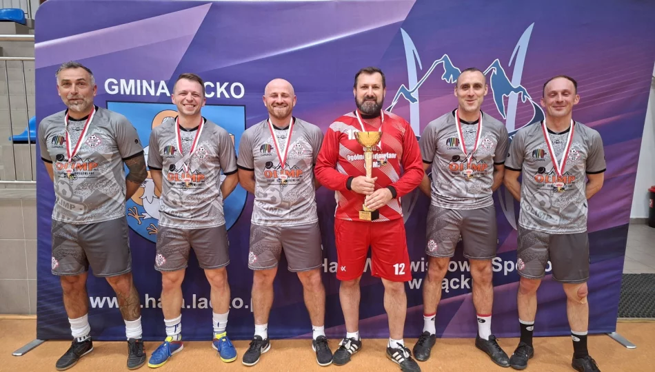 Liga oldbojów zakończyła rywalizację: Olimp Team z mistrzostwem - zdjęcie 1