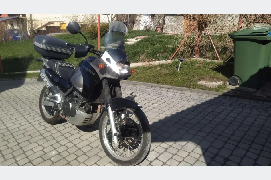 Kawaski KLE 500 bardzo ładny - zdjęcie 2