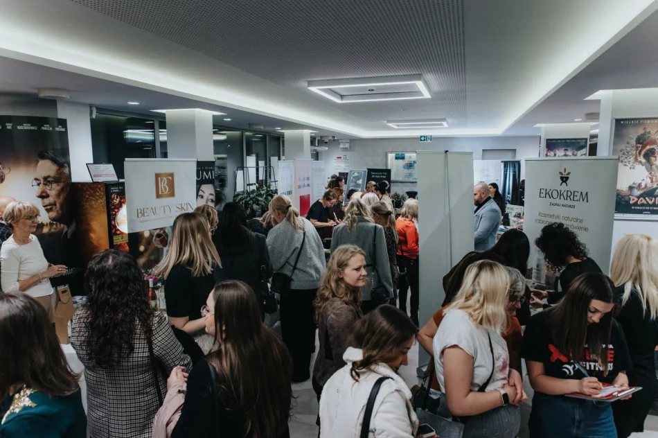 Oscarowy wieczór w kinie - czerwony dywan i specjalny seans (ZDJĘCIA) - zdjęcie 18