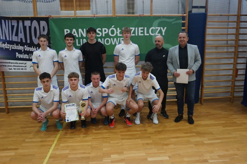 Drużyna ZSTiO Limanowa najlepsza w powiecie - zdjęcie 3