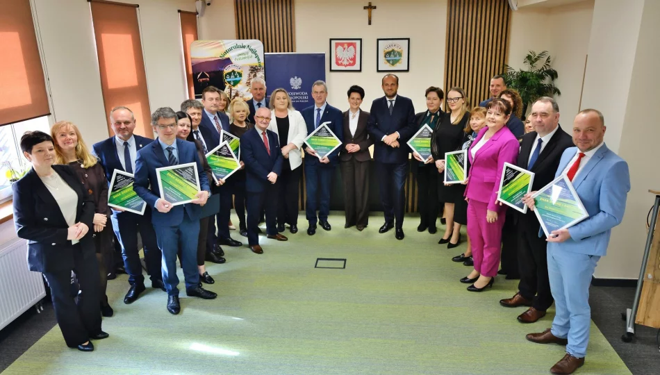 Pieniądze na drogi - umowy podpisane - zdjęcie 1