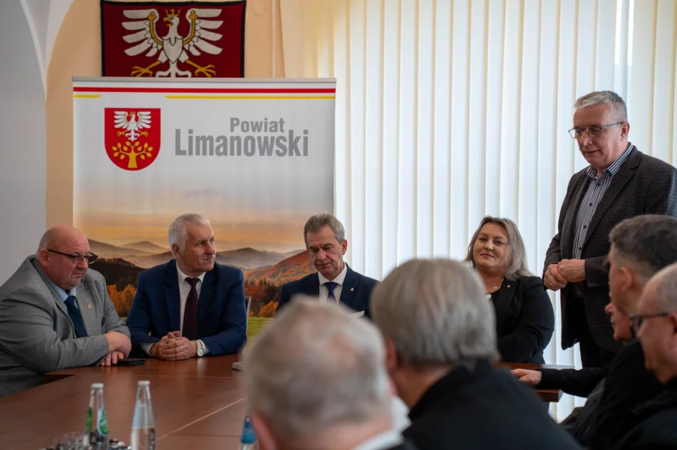 Powiat dzieli środki na zabytki - zdjęcie 10