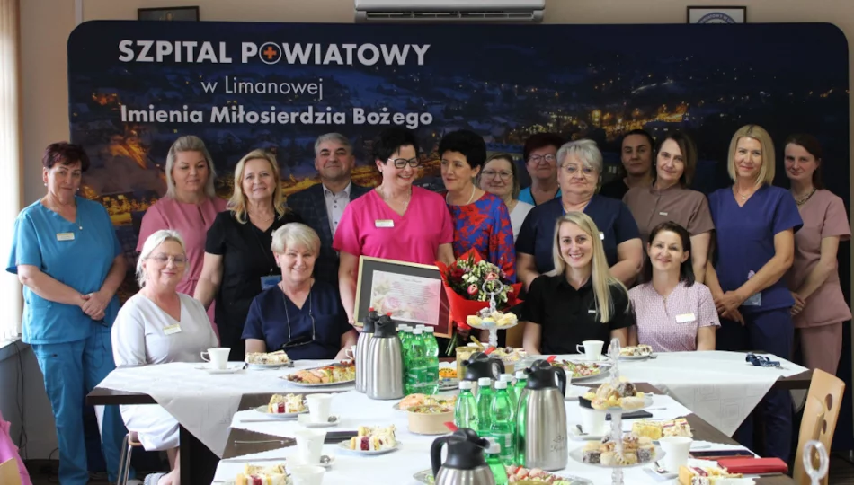 Pożegnanie oddziałowej po niemal 40 latach pracy - zdjęcie 1