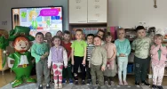 Obchody Dnia Świętego Patryka w Szkole Podstawowej im. Marii Dąbrowskiej w Nowym Rybiu - zdjęcie 5
