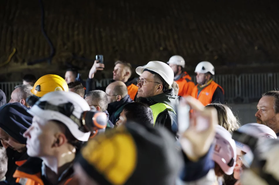 Przełom pod ziemią – finał drążenia tunelu ewakuacyjnego na linii Podłęże–Piekiełko - zdjęcie 3