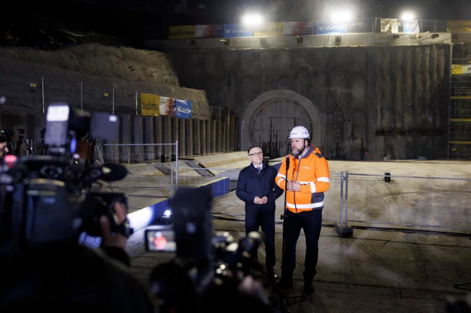 Przełom pod ziemią – finał drążenia tunelu ewakuacyjnego na linii Podłęże–Piekiełko - zdjęcie 9