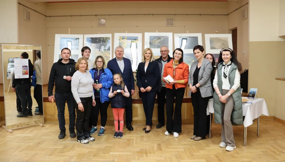 „Drogi i bezdroża Sądecczyzny” oraz „Papieskie Szlaki Górskie” w Bibliotece w Starej Wsi - zdjęcie 1