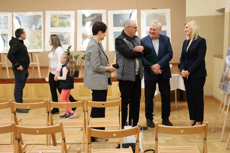 „Drogi i bezdroża Sądecczyzny” oraz „Papieskie Szlaki Górskie” w Bibliotece w Starej Wsi - zdjęcie 4