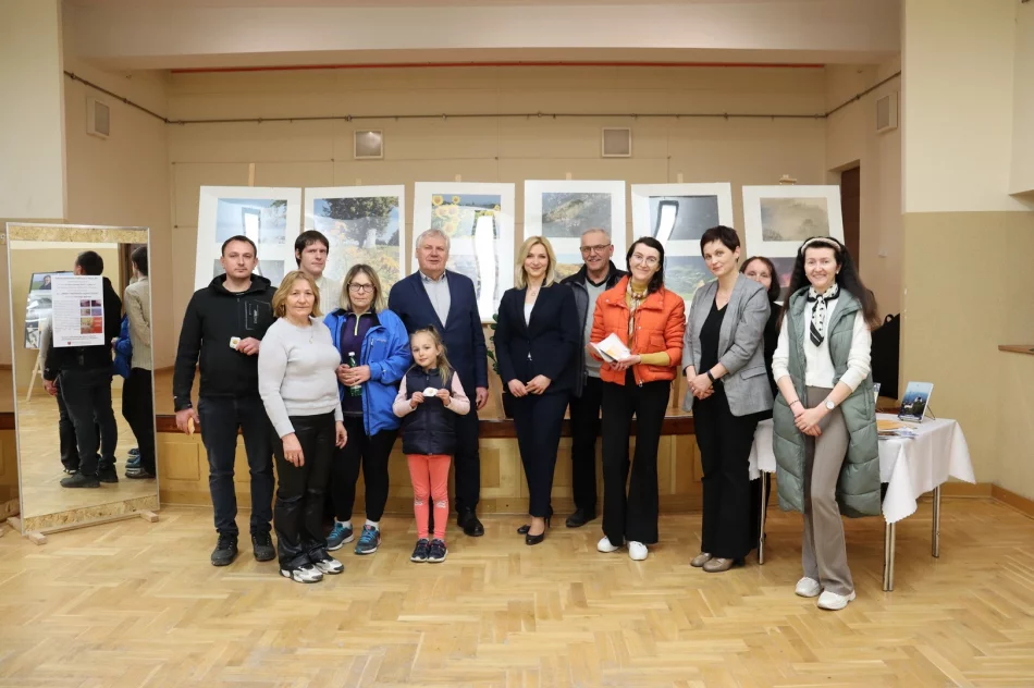 „Drogi i bezdroża Sądecczyzny” oraz „Papieskie Szlaki Górskie” w Bibliotece w Starej Wsi - zdjęcie 5