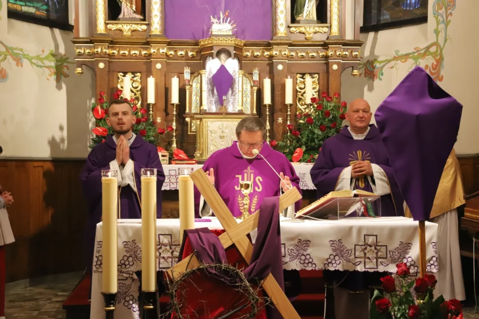 Przyjaźń ważniejsza niż zwyczaje. Kardynał Grzegorz Ryś do młodych - zdjęcie 12