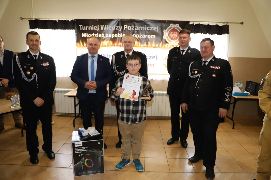 Rozstrzygnięcie Turnieju Wiedzy Pożarniczej “Młodzież Zapobiega Pożarom" - zdjęcie 19