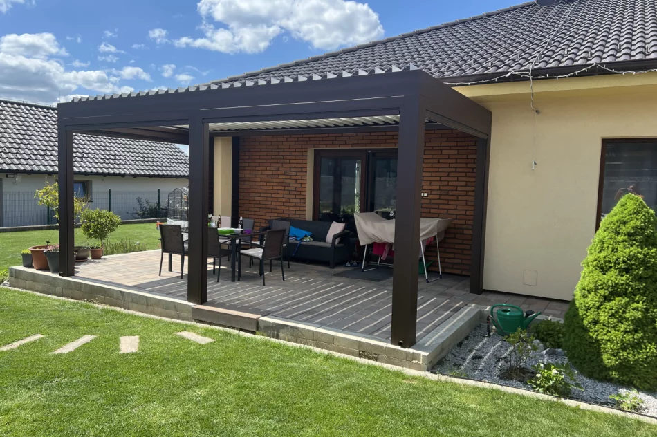 Nowoczesne pergole aluminiowe , zadaszenia tarasowe   /    Alluminio.pl - zdjęcie 7