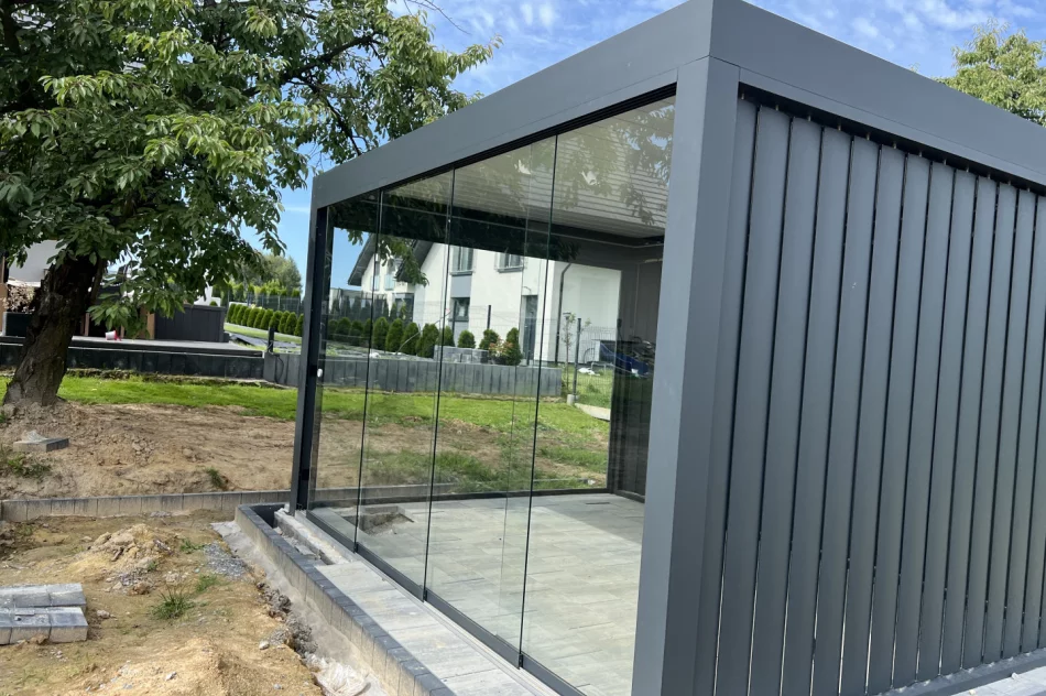 Nowoczesne pergole aluminiowe , zadaszenia tarasowe   /    Alluminio.pl - zdjęcie 9